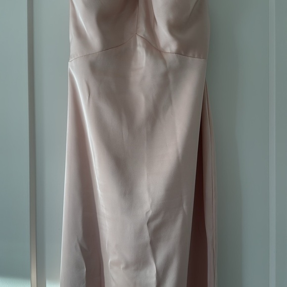 Azazie Keyhole Halter Stretch Satin Sheath Dress - Picture 5 of 14